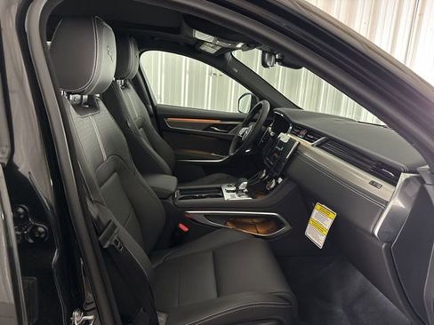 Used 2026 Jaguar F-PACE R-Dynamic S image 31