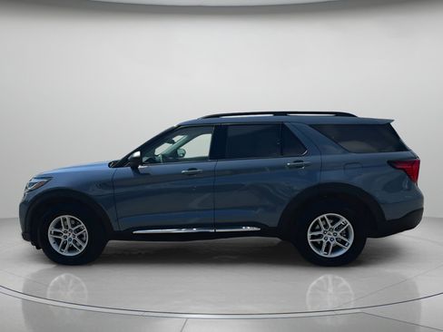 New 2025 Ford Explorer Active w/ Active Comfort Package image 17