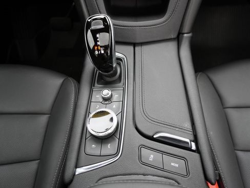 Used 2021 Cadillac XT5 Premium Luxury image 18