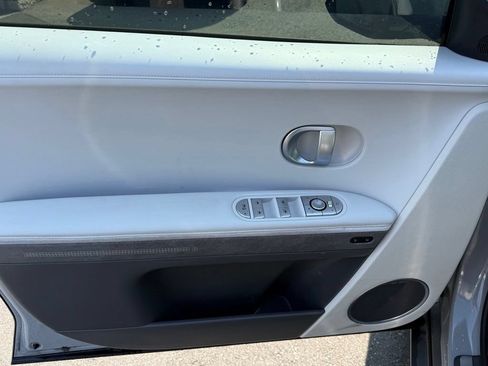 Used 2023 Hyundai Ioniq 5 Limited AWD/4WD image 6
