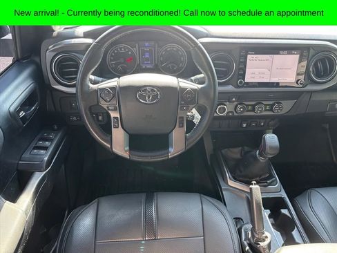 Used 2020 Toyota Tacoma TRD Sport AWD/4WD image 13