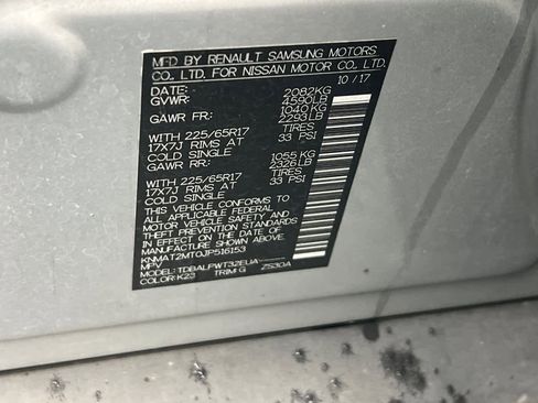 Used 2018 Nissan Rogue S image 29