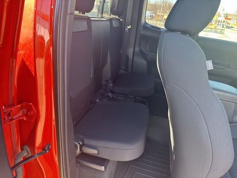 Used 2017 Toyota Tacoma TRD Off-Road w/ Tow Package image 14