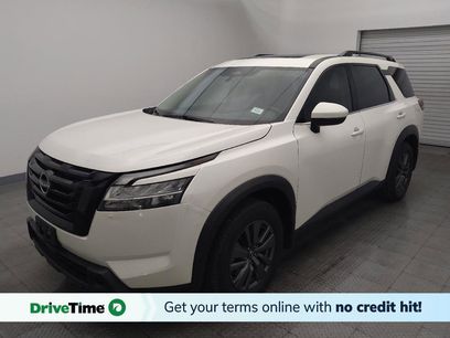 Used 2022 Nissan Pathfinder SV w/ SV Premium Package