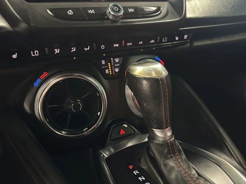 Used 2016 Chevrolet Camaro SS RWD image 17