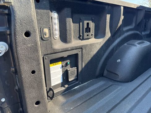 Used 2022 Ford F150 Lariat w/ Equipment Group 502A High AWD/4WD image 12