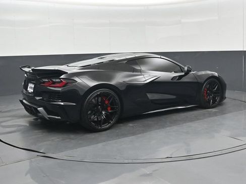 Used 2024 Chevrolet Corvette Z06 w/ Stealth Interior Trim Package RWD image 3