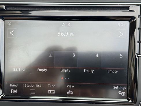 Used 2019 Volkswagen Beetle 2.0T Final Edition SEL image 29
