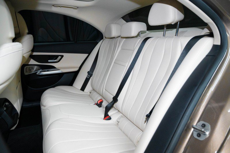 Certified 2026 Mercedes-Benz E 350 Sedan image 13