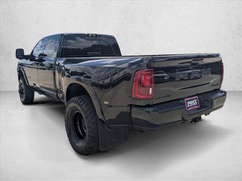 Used 2025 RAM 3500 Limited AWD/4WD image 8