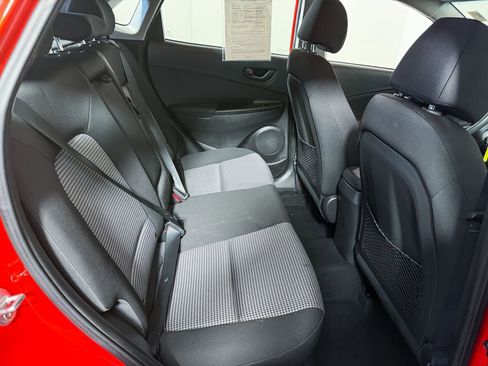 Used 2020 Hyundai Kona SE image 30