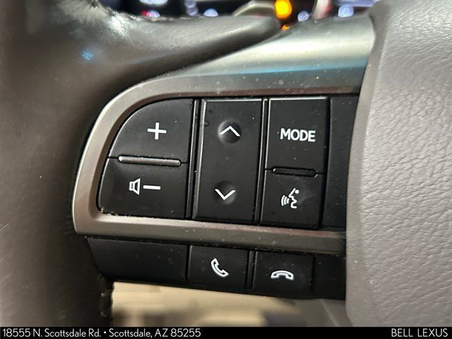 Used 2017 Lexus LX 570 4WD w/ Luxury Package image 31