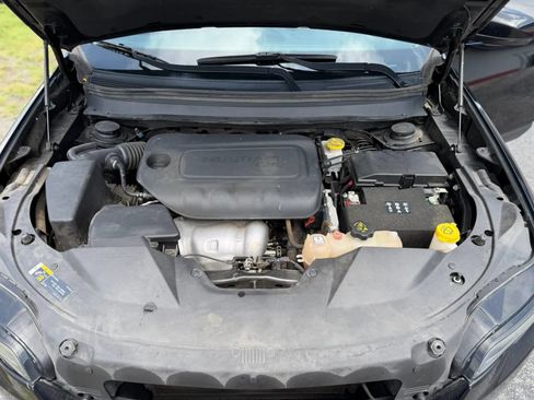 Used 2020 Jeep Cherokee Latitude Plus FWD image 18