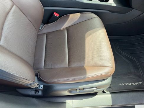Used 2024 Honda Passport EX-L image 18