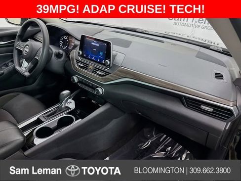 Used 2024 Nissan Altima 2.5 SV image 26