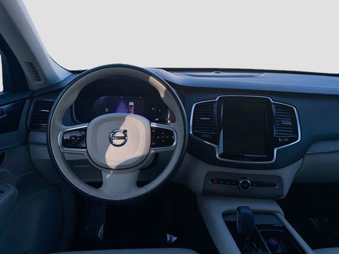 Used 2023 Volvo XC90 B6 Plus w/ Protection Package Premier image 21