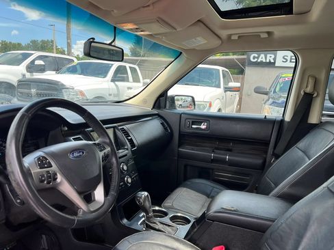 Used 2014 Ford Flex SEL w/ Equipment Group 202A FWD image 9