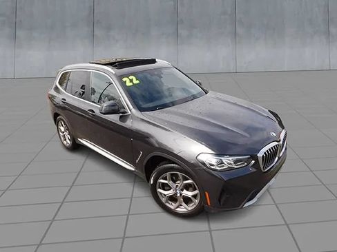 Used 2022 BMW X3 xDrive30i w/ Convenience Package AWD/4WD image 2