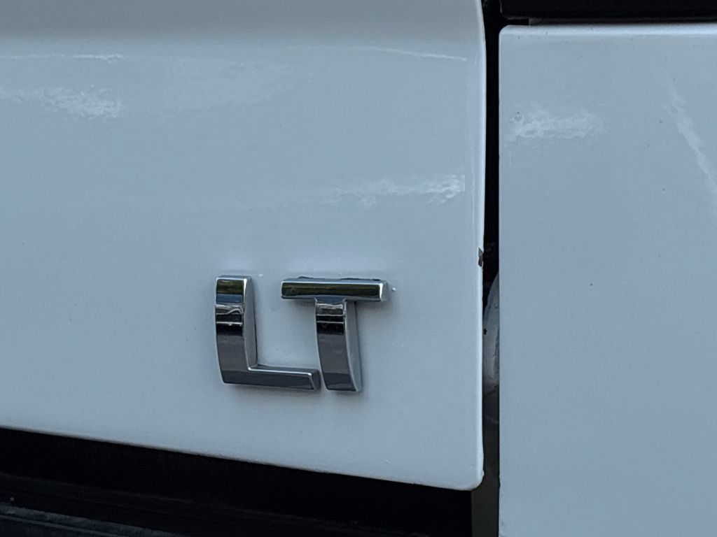 Used 2016 Chevrolet Silverado 2500 LT AWD/4WD image 21