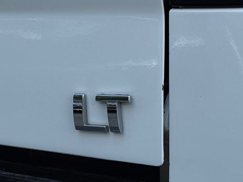 Used 2016 Chevrolet Silverado 2500 LT AWD/4WD image 21