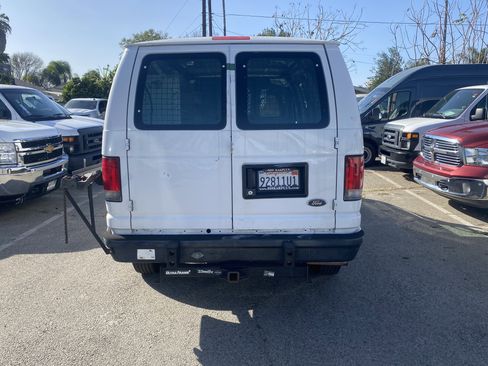 Used 2014 Ford E-250 and Econoline 250 Commercial w/ Power Group image 10