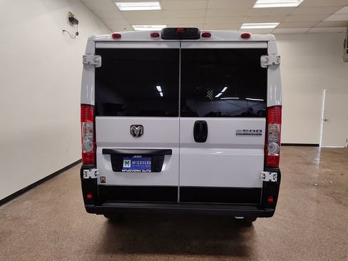 Used 2025 RAM ProMaster 2500 w/ U-Haul Equipment Group FWD image 3