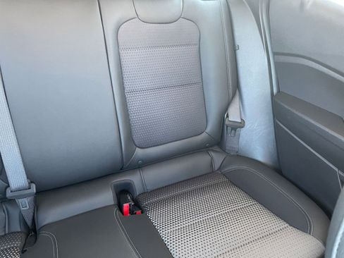 Used 2025 Chevrolet Trax LT image 37