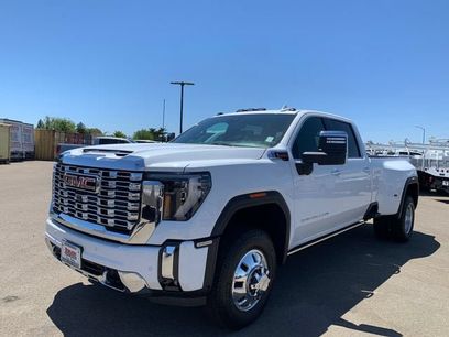 New 2026 GMC Sierra 3500 Denali w/ Denali Reserve Package