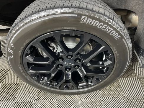 Certified 2021 Chevrolet Silverado 1500 High Country w/ Technology Package AWD/4WD image 21