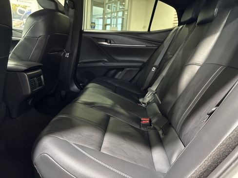 Used 2025 Toyota Camry XSE image 24