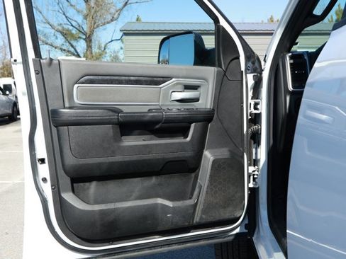 Used 2022 RAM 2500 Big Horn image 21