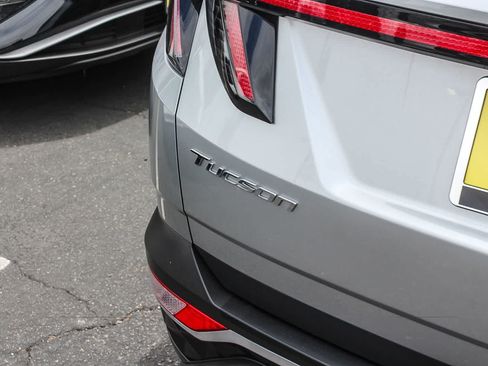 Certified 2023 Hyundai Tucson SEL AWD/4WD image 9