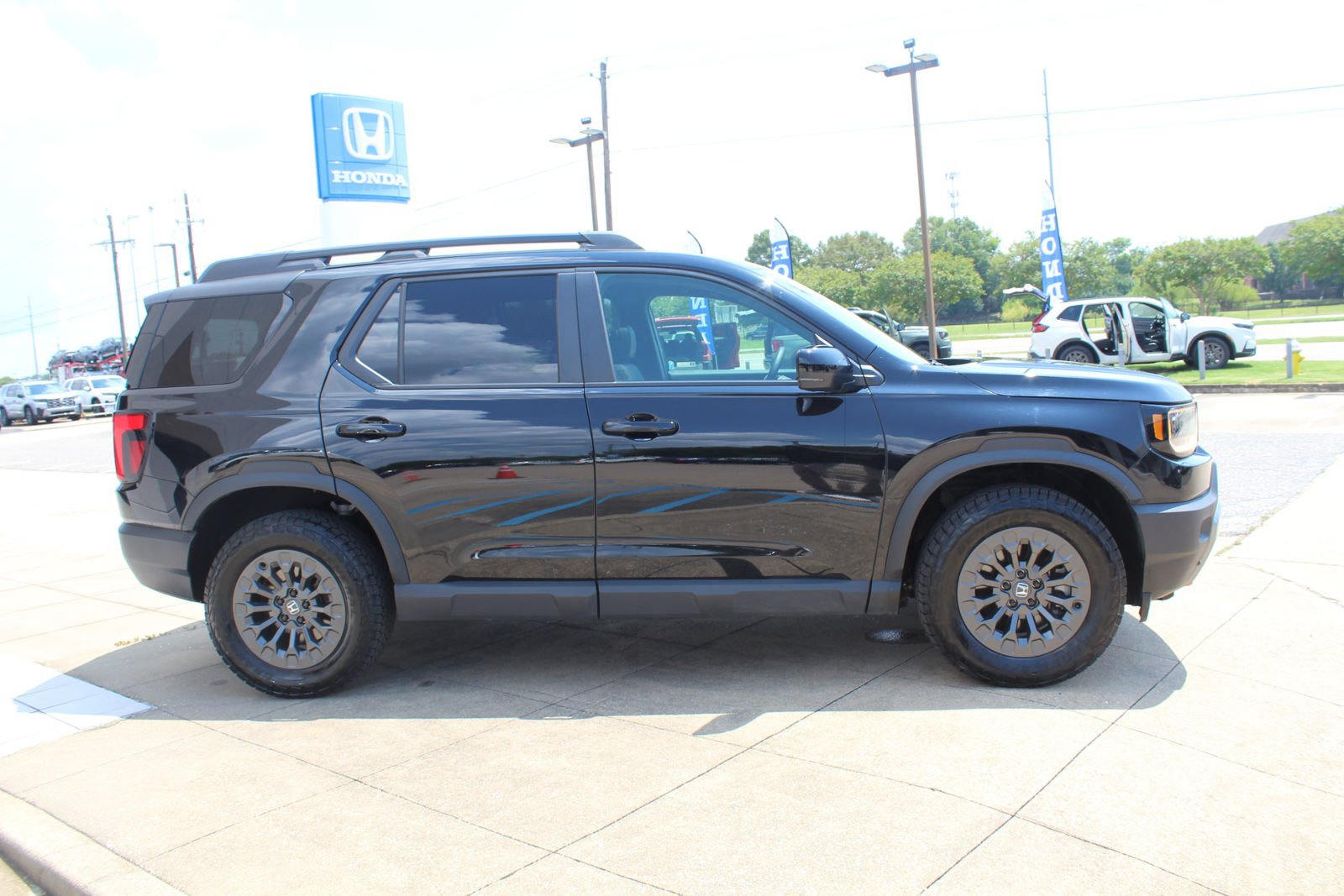Used 2026 Honda Passport TrailSport image 4