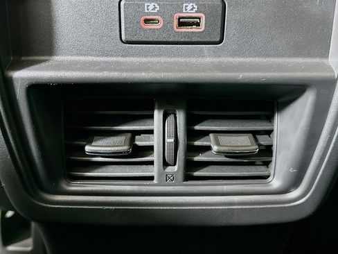 Used 2023 Nissan Murano SV image 26