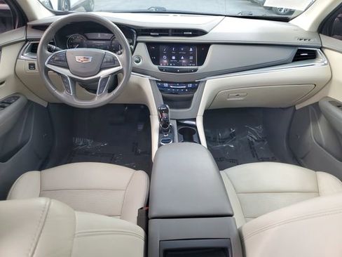 Used 2020 Cadillac XT5 Premium Luxury FWD image 24