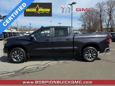 Certified 2022 Chevrolet Silverado 1500 LT AWD/4WD image 3