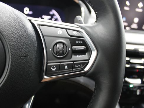 Used 2023 Acura MDX SH-AWD w/ Advance Package image 42