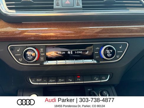 Used 2023 Audi Q5 2.0T Prestige w/ Prestige Package AWD/4WD image 6