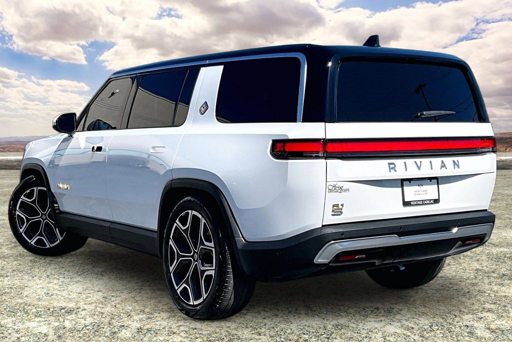 Used 2023 Rivian R1S Adventure Quad AWD/4WD image 4
