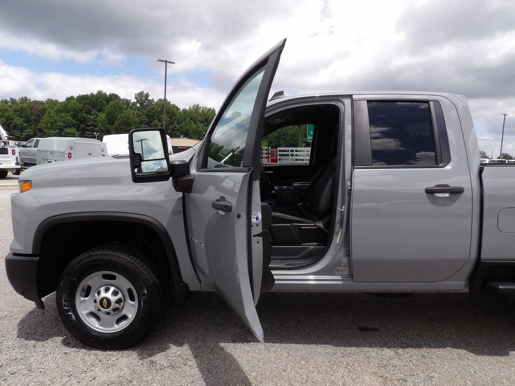 Used 2024 Chevrolet Silverado 2500 W/T RWD image 13