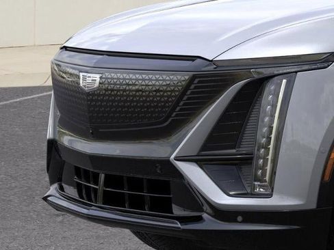 New 2026 Cadillac Lyriq Sport RWD image 13
