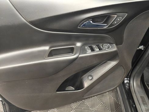 Used 2018 Chevrolet Equinox LT FWD image 40