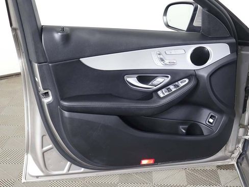 Used 2019 Mercedes-Benz C 300 4MATIC Sedan image 25