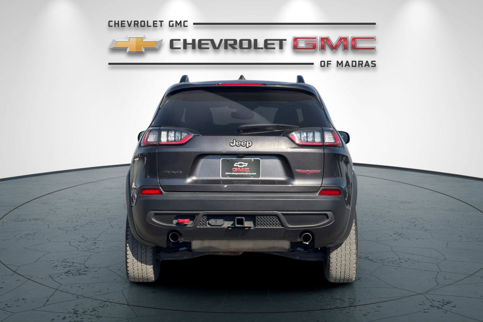 Used 2022 Jeep Cherokee Trailhawk w/ Comfort/Convenience Group AWD/4WD image 4