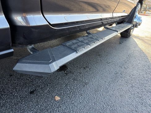 Used 2021 RAM 3500 Big Horn w/ Level 2 Equipment Group image 9