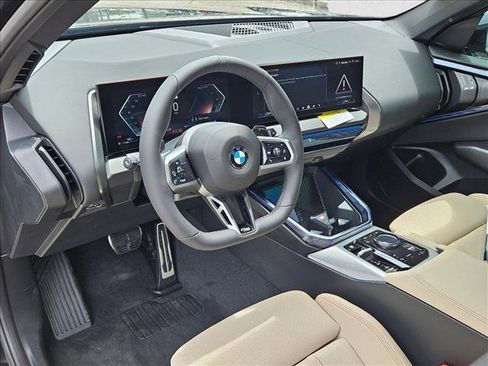 Certified 2025 BMW X3 xDrive30i w/ M Sport Package image 9