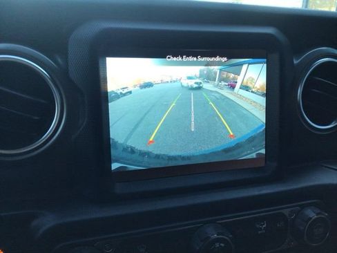 Used 2021 Jeep Wrangler Unlimited Rubicon image 17