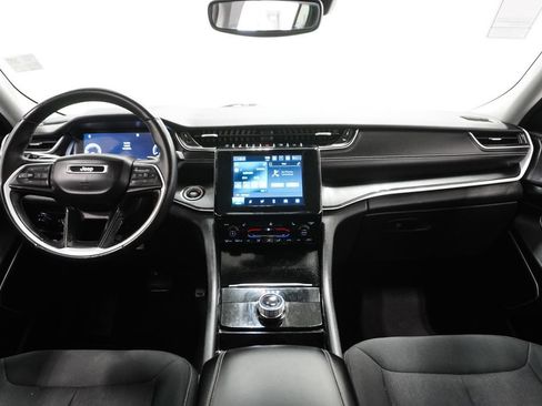 Used 2021 Jeep Grand Cherokee L Laredo w/ Luxury Tech Group I image 12