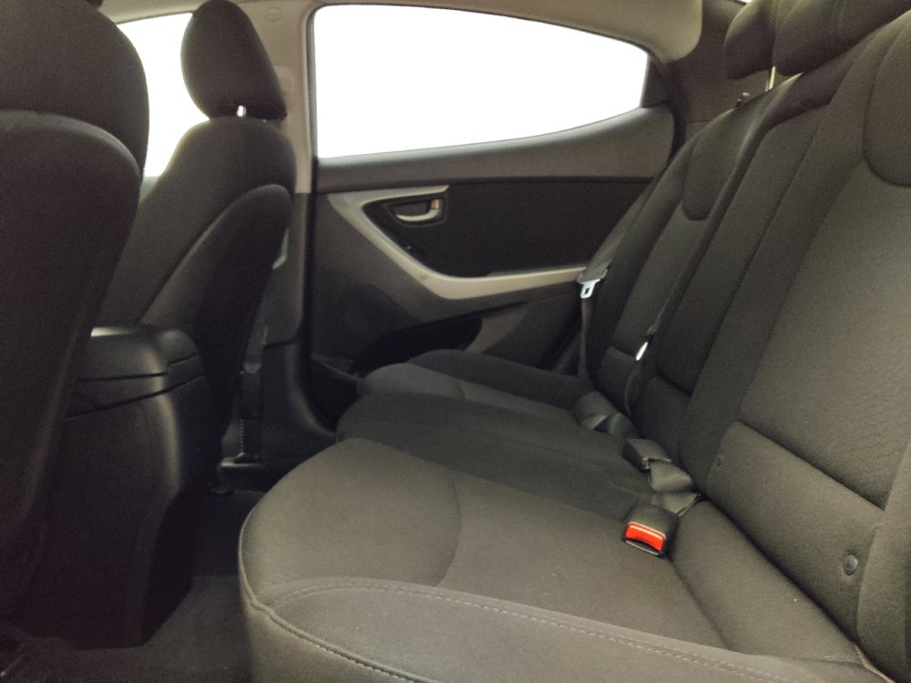 Used 2016 Hyundai Elantra Value Edition FWD image 18