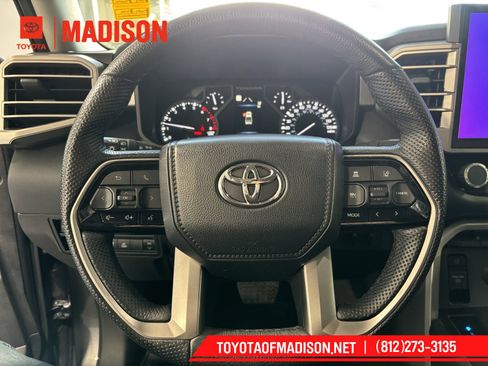 Used 2022 Toyota Tundra Limited image 15
